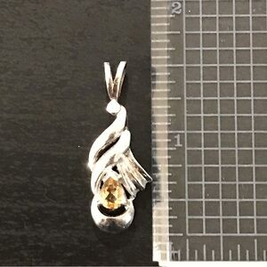 Sterling silver And Citrine Stone Pendant